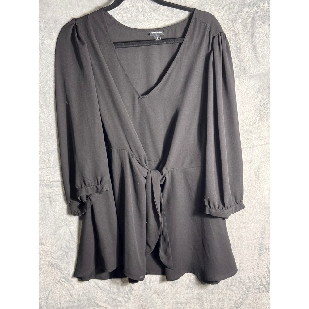 Torrid Womens Black Tie Front V-Neck Puff Sleeve‎ Blouse Top Size 2 Plus 2X